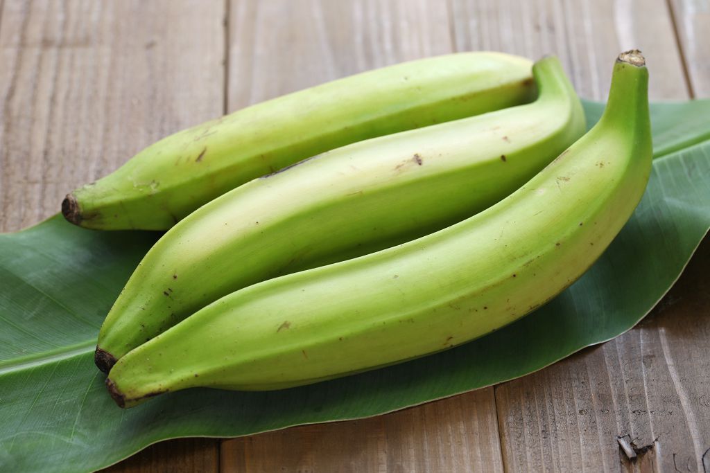  green bananas