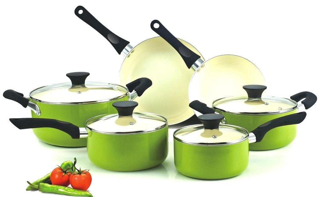 Calphalon Cookware and vegetables