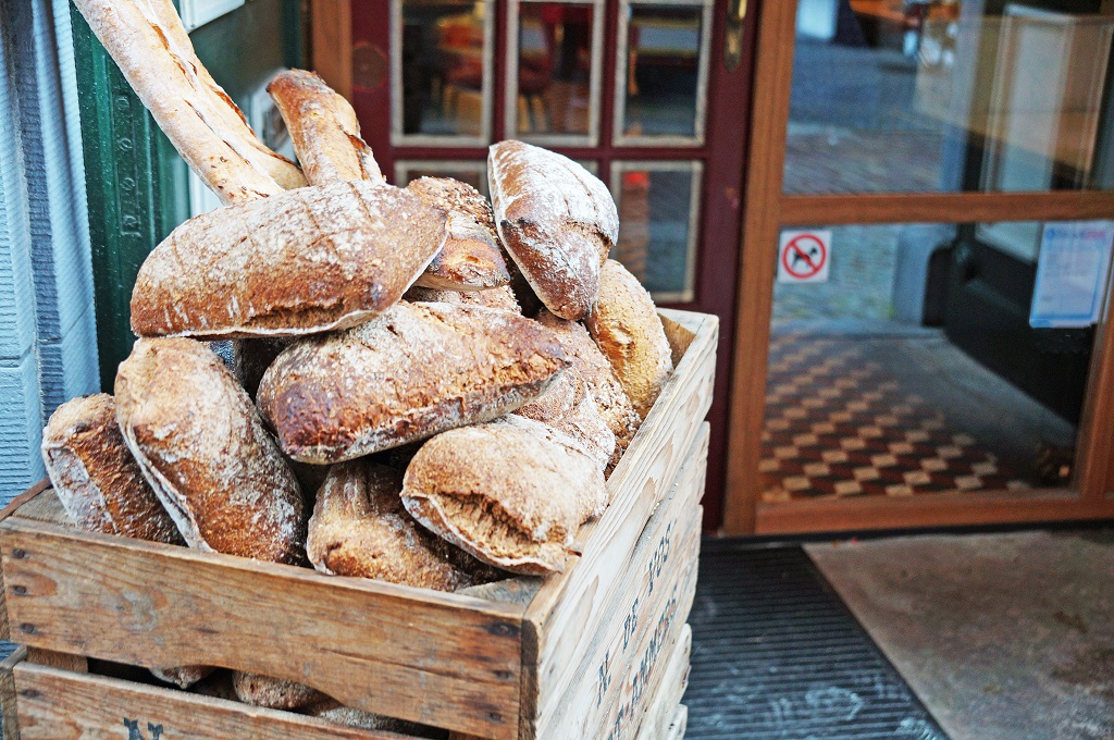 A huge Bread Box 