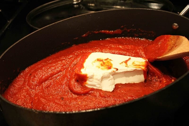 tomato sauce with cheese