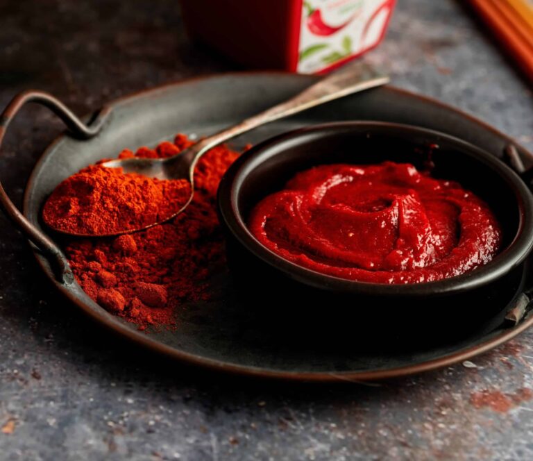 Gochujang And Gochugaru - Korean