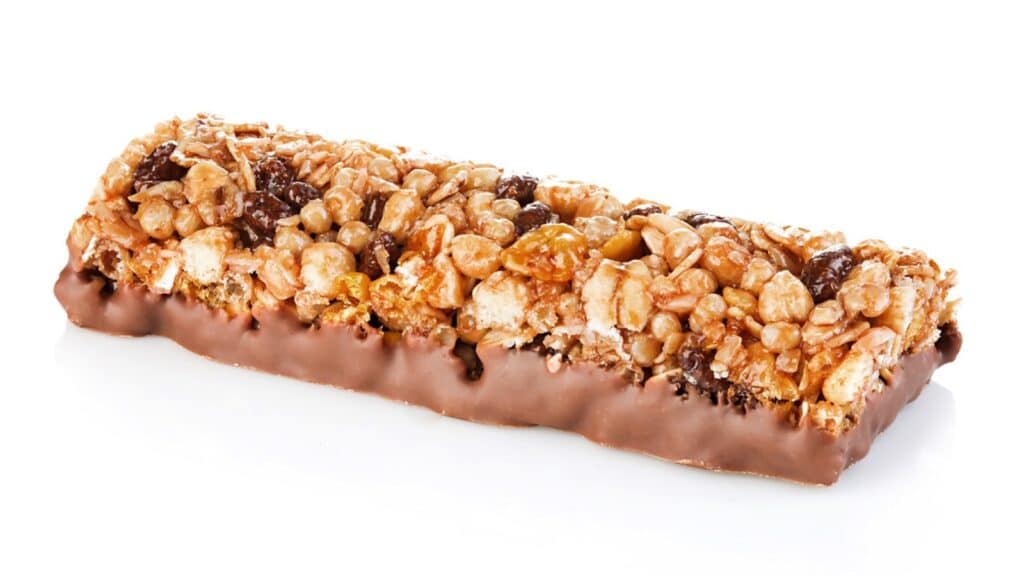 Cereal bar with milk chocolate