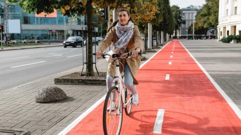 Woman riding cycle